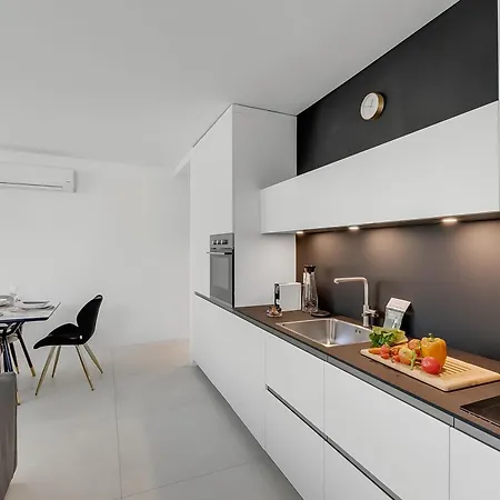 Corte Di - Happy * 阿斯科纳