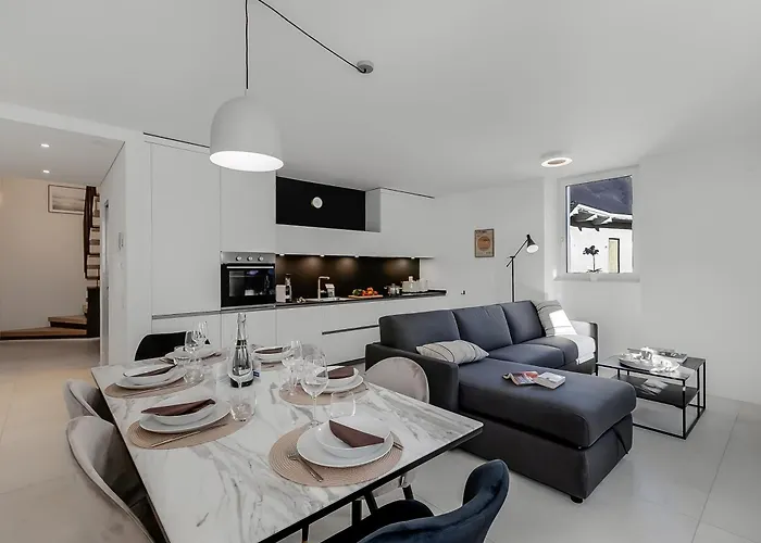 Corte Di - Happy Apartman *